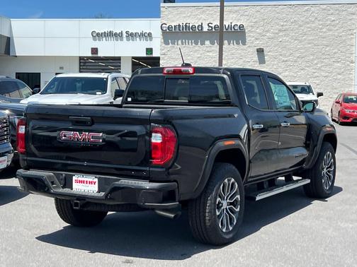 2025 GMC Canyon Denali