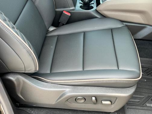 2025 GMC Canyon Denali