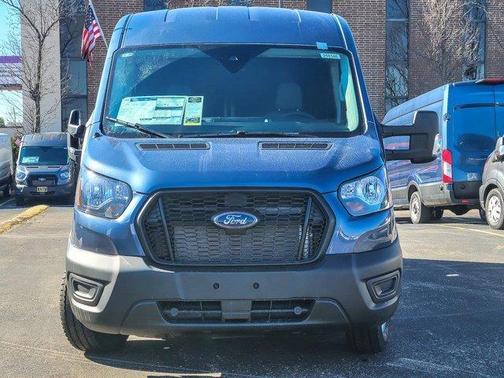 2025 Ford Transit-250 148 WB Medium Roof Cargo