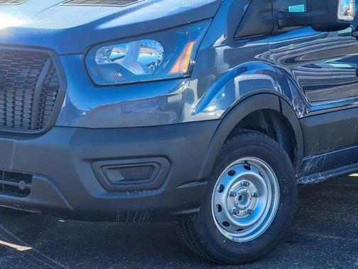 2025 Ford Transit-250 148 WB Medium Roof Cargo