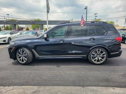 2020 BMW X7 M50i