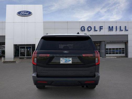 Dark Matter Gray Metallic 2026 Ford Expedition Max Platinum