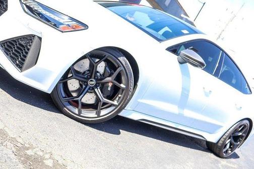 Glacier White Metallic 2025 Audi RS 7 4.0T quattro Performance