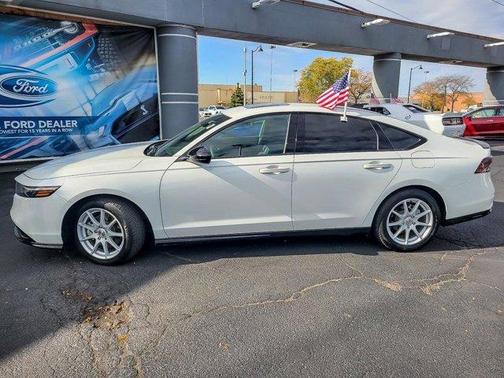 2023 Honda Accord Hybrid Sport-L