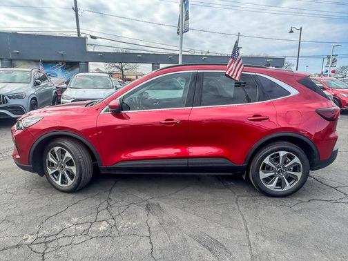 2024 Ford Escape Platinum