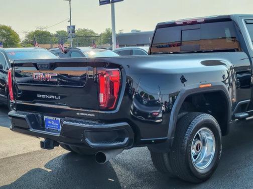 2022 GMC Sierra 3500 Denali