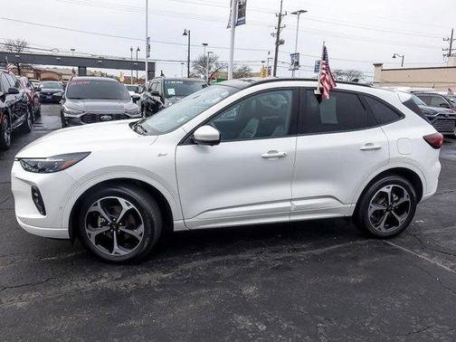 2024 Ford Escape ST-Line Elite