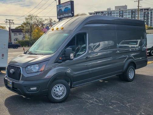 2026 Ford Transit-350 