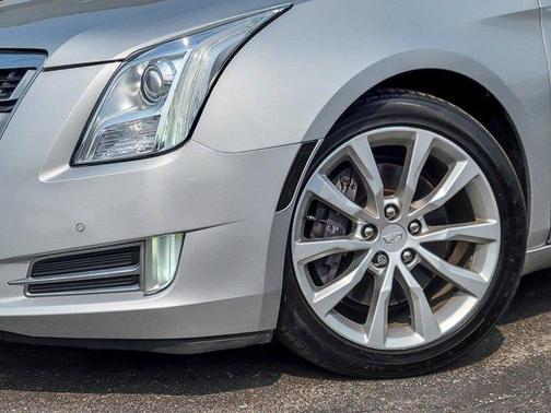 2016 Cadillac XTS Luxury Collection