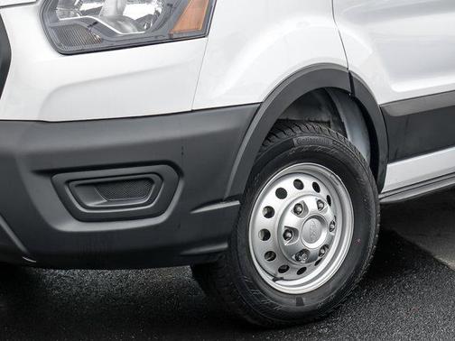 2024 Ford Transit-350 148 WB Medium Roof Cargo