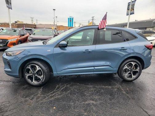 2024 Ford Escape ST-Line Elite