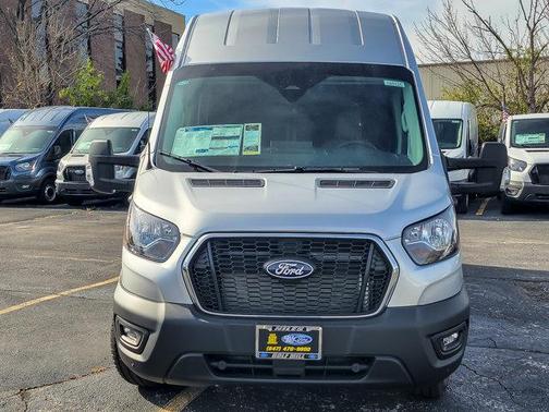 2026 Ford Transit-350 
