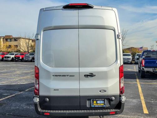 2026 Ford Transit-350 