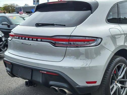 2023 Porsche Macan S