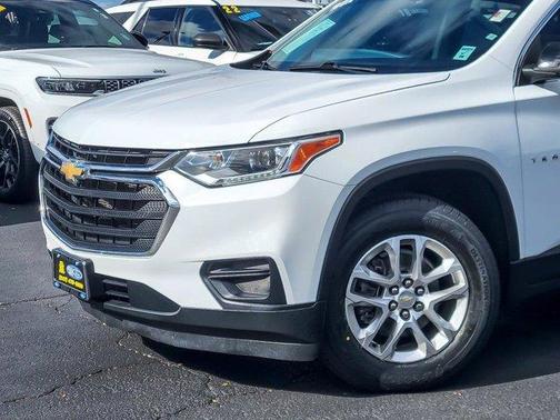2021 Chevrolet Traverse LS
