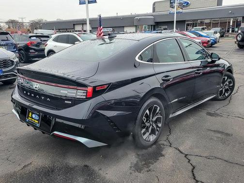 2025 Hyundai SONATA SEL