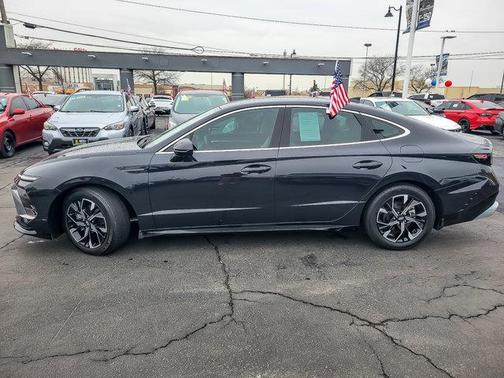 2025 Hyundai SONATA SEL