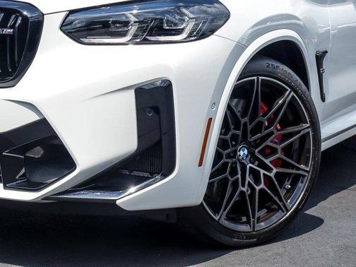 2025 BMW X4 M AWD