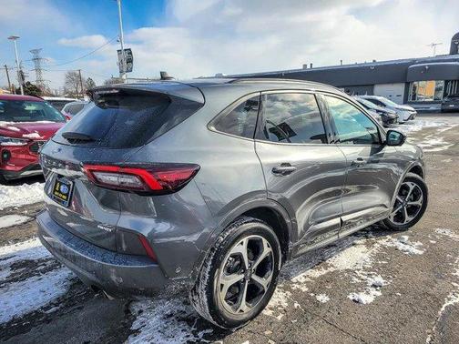 2024 Ford Escape ST-Line Elite