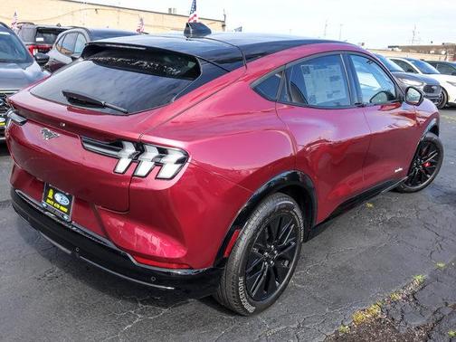 2025 Ford Mustang Mach-E Premium