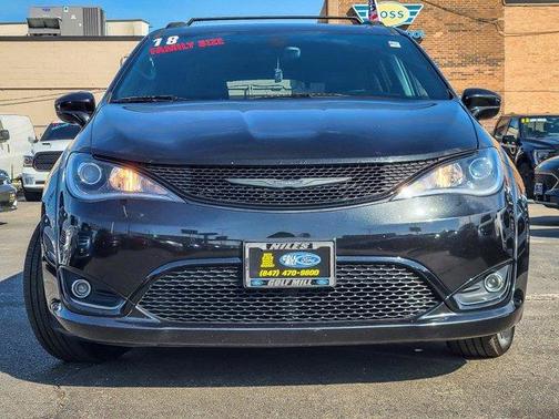 2018 Chrysler Pacifica Touring-L