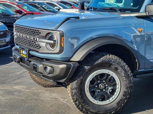 2023 Ford Bronco Badlands
