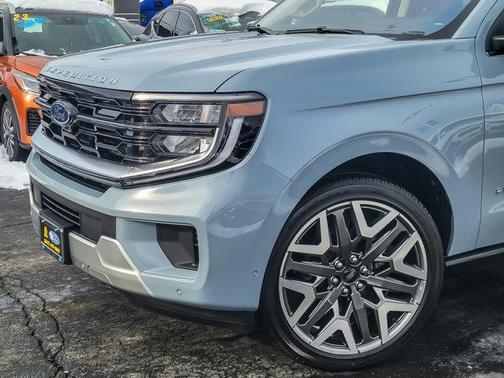 2025 Ford Expedition Max Platinum