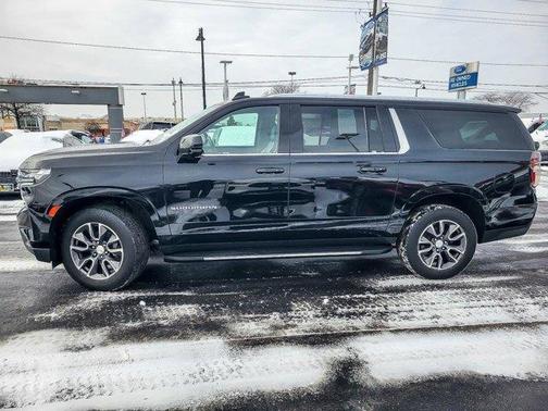 2021 Chevrolet Suburban LT