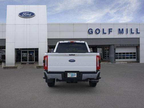 Oxford White 2026 Ford F-350 Lariat Super Duty