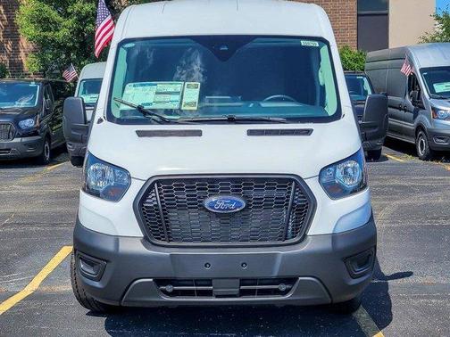 2025 Ford Transit-250 148 WB Medium Roof Cargo