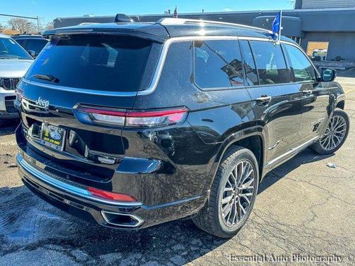 2023 Jeep Grand Cherokee L Summit