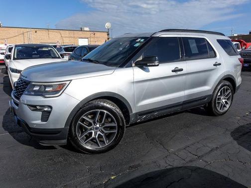 2018 Ford Explorer sport