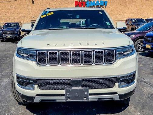 2022 Jeep Wagoneer Series II