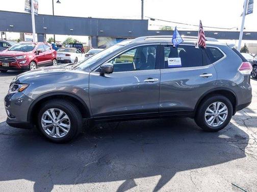2016 Nissan Rogue SV