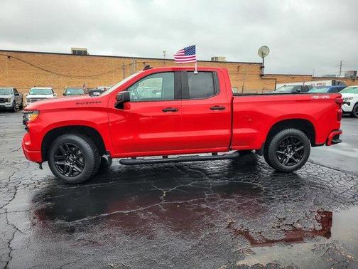 2023 Chevrolet Silverado 1500 Custom