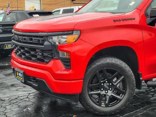 2023 Chevrolet Silverado 1500 Custom