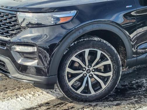 2022 Ford Explorer ST-Line