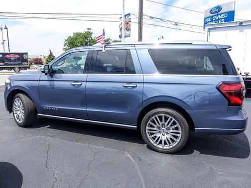 2022 Ford Expedition Max Platinum