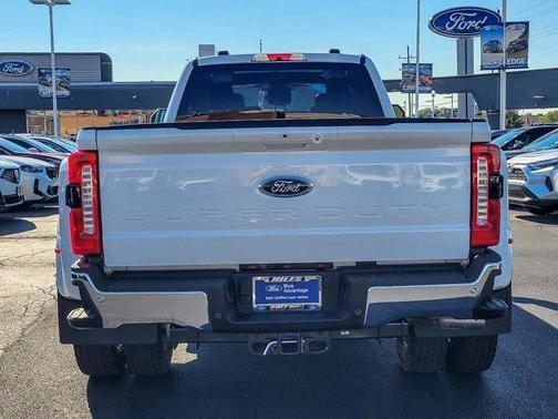 2025 Ford F-450 Lariat