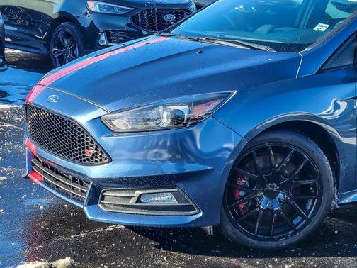 2018 Ford Focus ST Base