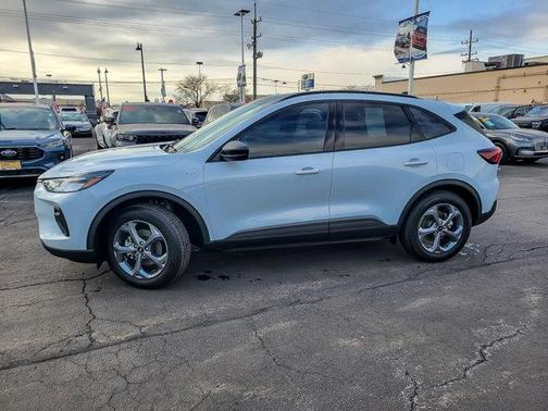 2025 Ford Escape ST-Line