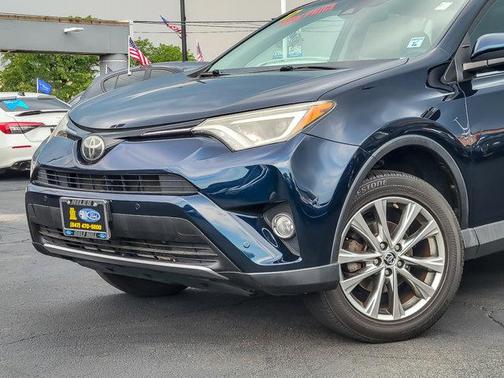 2017 Toyota RAV4 Limited