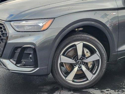 2022 Audi Q5 45 S line Premium Plus