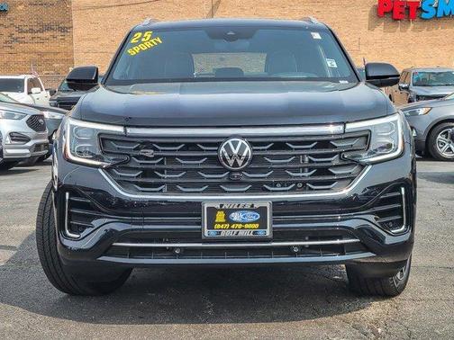 2025 Volkswagen Atlas Cross Sport 2.0T SEL Premium R-Line
