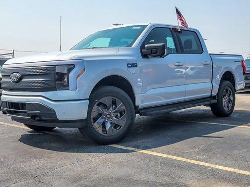 2025 Ford F-150 Lightning Flash