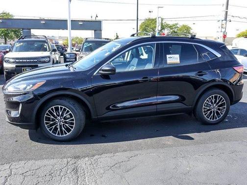 Agate Black 2021 Ford Escape PHEV SEL