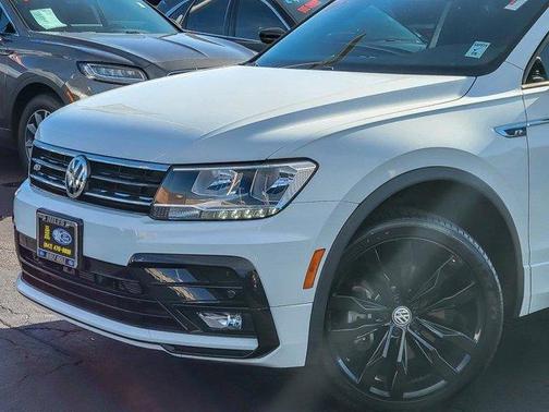 2021 Volkswagen Tiguan 2.0T SE R-Line Black