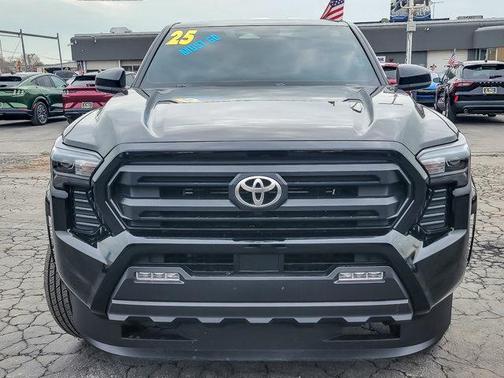 2025 Toyota Tacoma SR5