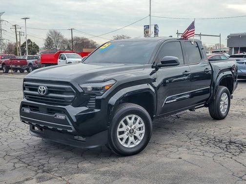 2025 Toyota Tacoma SR5