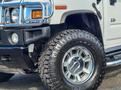 2005 Hummer H2 SUV